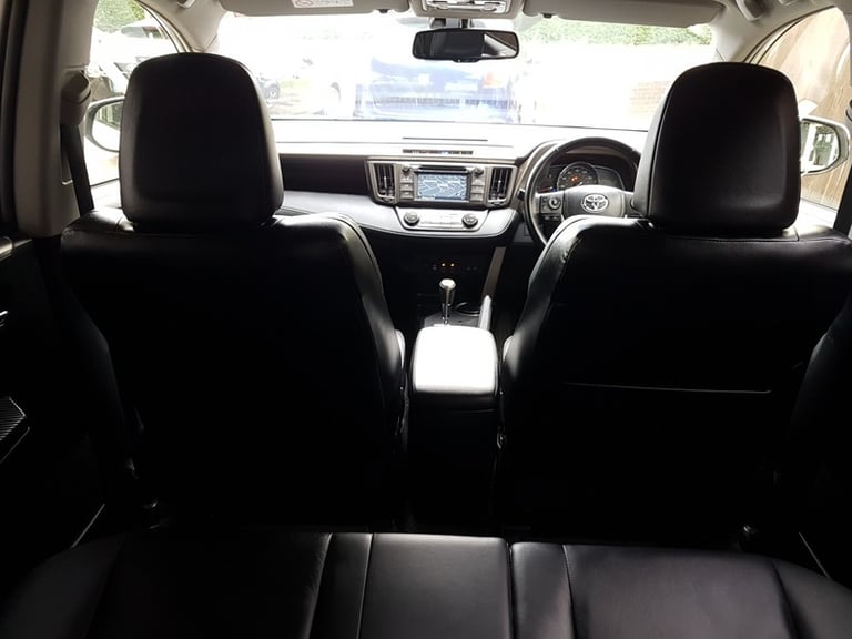 Toyota RAV4 D-4D INVINCIBLE AWD