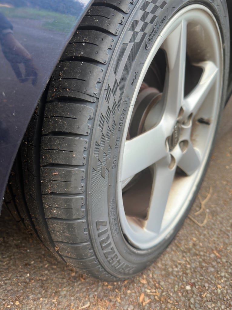 Volvo, C70, Convertible, 2005, Manual, 2319 (cc), 2 doors
