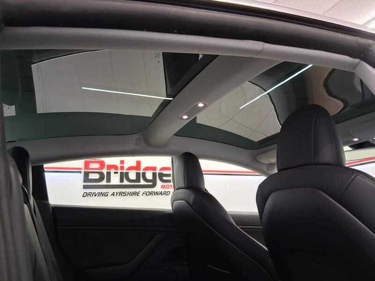 2020 Tesla Model 3 Standard Range Plus Saloon 4dr Electric Auto RWD (241 bhp) SALOON Electric Aut...