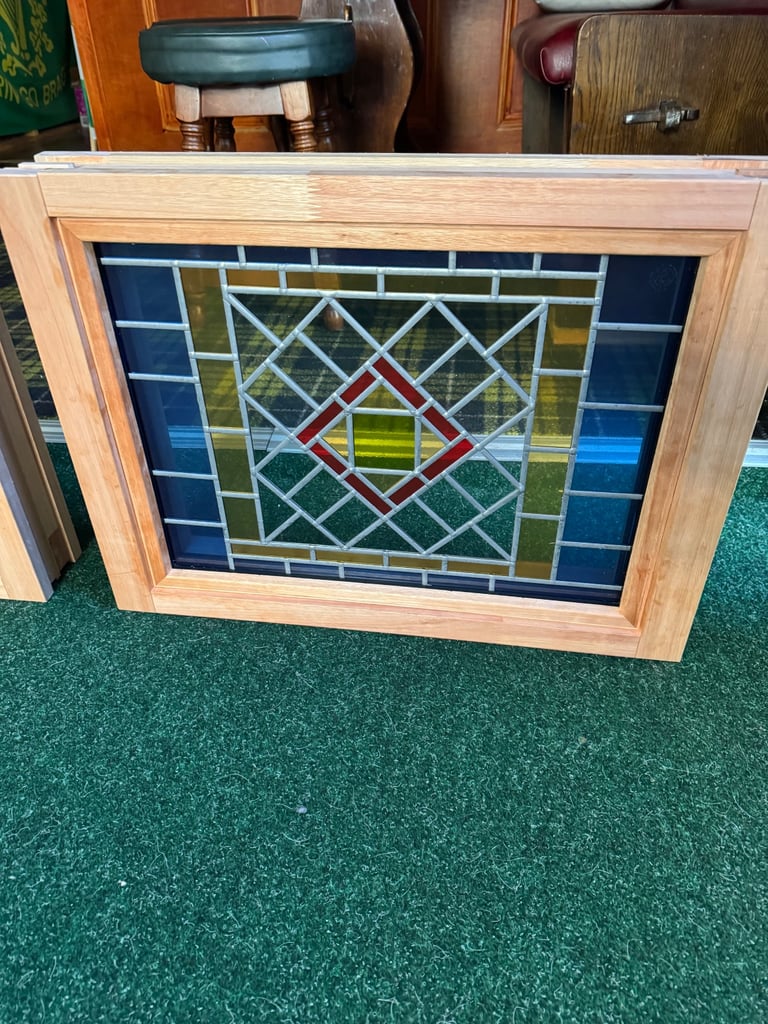 Hardwood stained glass windows 