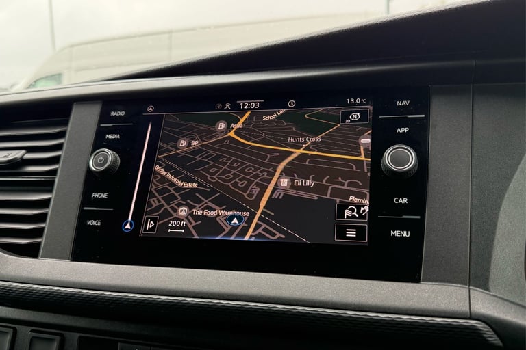 2024 Volkswagen Transporter 2.0 TDI 110 Highline Van Van Manual