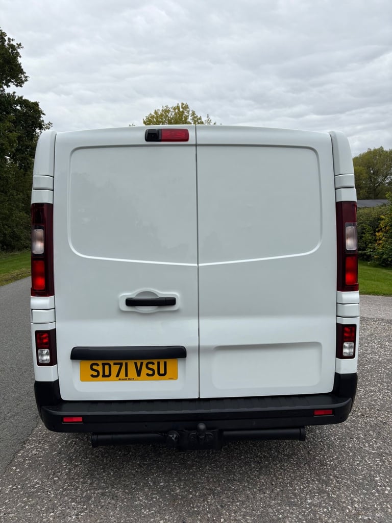 Renault, TRAFIC, Panel Van, 2021, Manual, 1997 (cc)