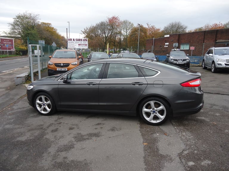 2016 Ford Mondeo 2.0 TDCi Titanium 5dr HATCHBACK Diesel Manual