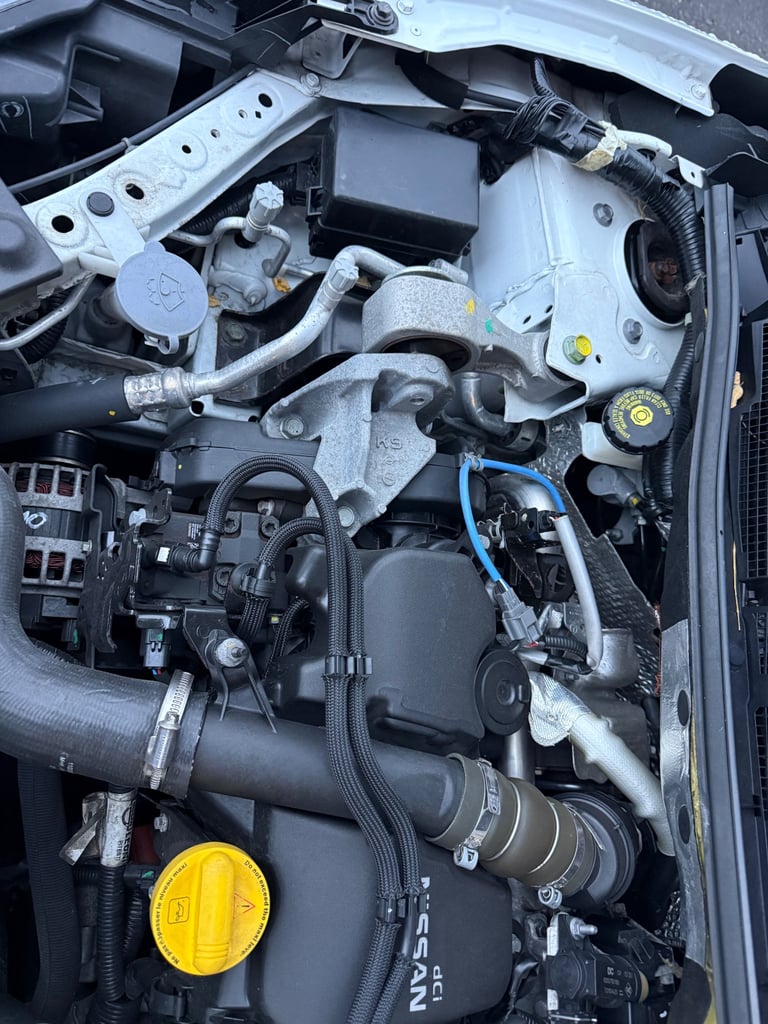 Nissan, PULSAR, Hatchback, 2016, Manual, 1461 (cc), 5 doors