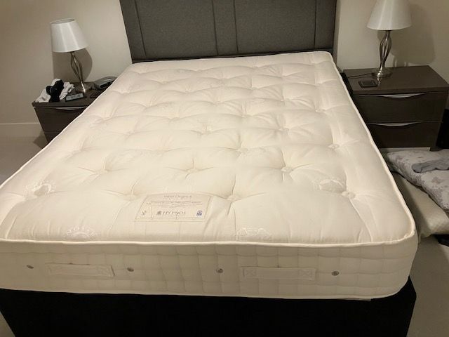 image for HYPNOS KING SIZE LUXURY MATTRESS