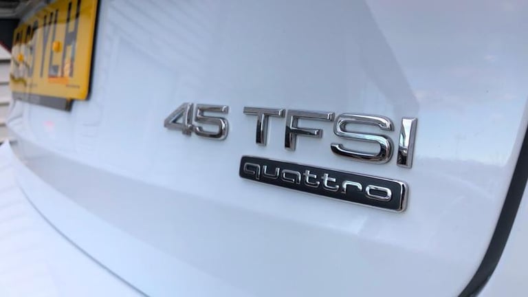 2019 Audi A6 Avant Black Edition 45 TFSI quattro 245 PS S tronic Automatic Saloon Petrol Automatic