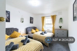 2 bedroom house in West Court, Southsea, PO4 (2 bed) (#2636268)