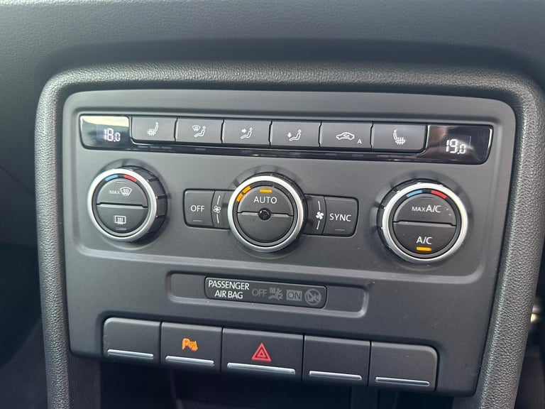 2013 Volkswagen Beetle 2.0 TSI 210 Turbo Black 3dr DSG HATCHBACK Petrol Automatic