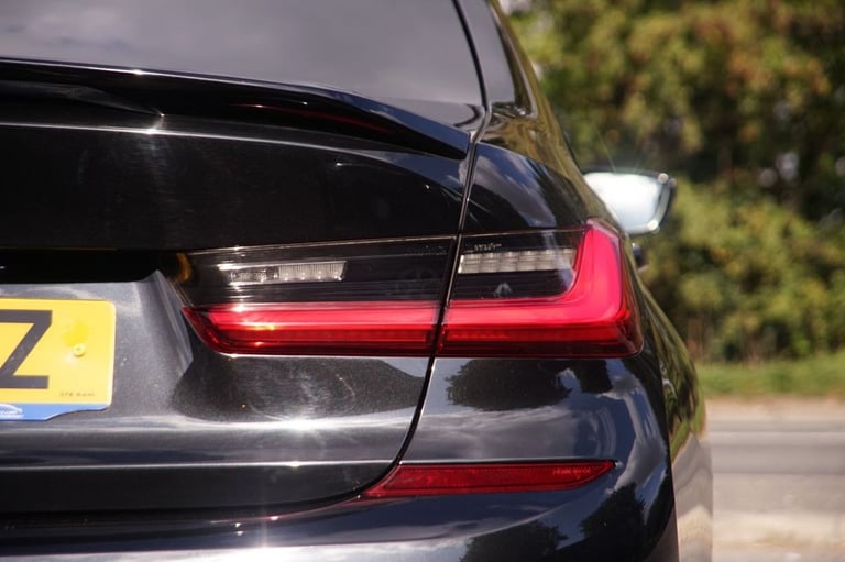 2021 BMW 3 Series 2.0 320d MHT M Sport Saloon 4dr Diesel Hybrid Auto Euro 6 (s/s) (190 ps) Saloon...