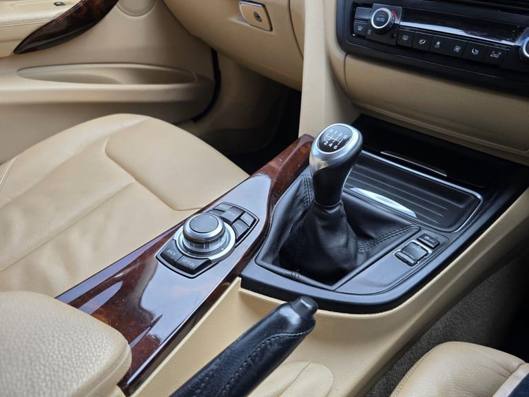 2014 BMW 3 Series 2.0 320d ED EfficientDynamics Euro 5 (s/s) 4dr Saloon Diesel Manual