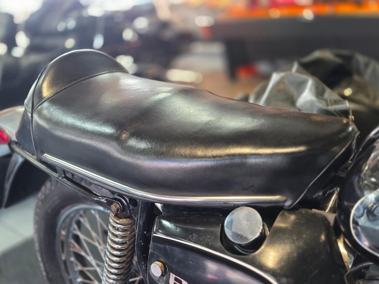 1969 BSA THUNDERBOLT 650 GARRARD WATSONIAN SIDECAR BARN FIND