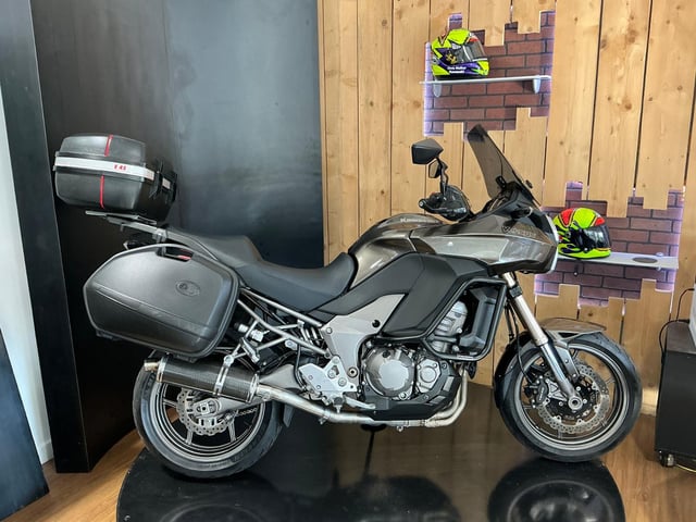 Kawasaki Versys 1000 Tourer Three Boxes! Extras! FREE UK