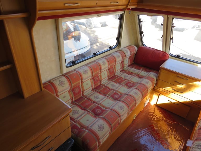 Swift Charisma 230 2 Berth 