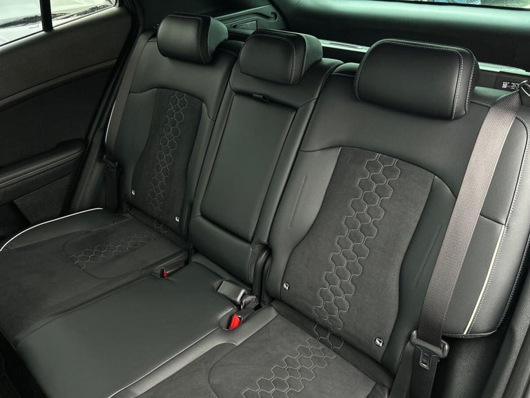 2025 Kia Sportage 1.6 h T-GDi GT-Line SUV 5dr Petrol Hybrid Auto Euro 6 (s/s) (207 bhp) SUV PETRO...