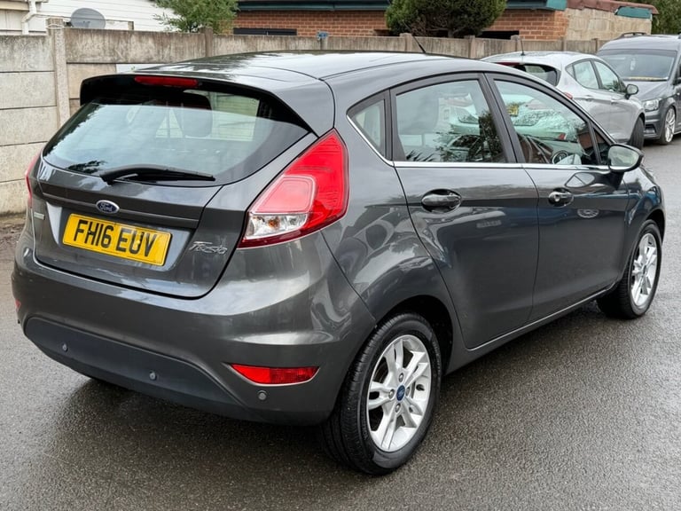 2016 Ford Fiesta 1.0T EcoBoost Zetec Hatchback 5dr Petrol Powershift Euro 6 (100 ps) Hatchback Pe...