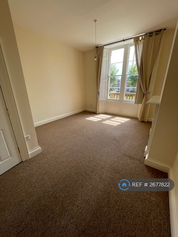 Studio flat in Haberfield House, Bristol, BS8 (#2677822)