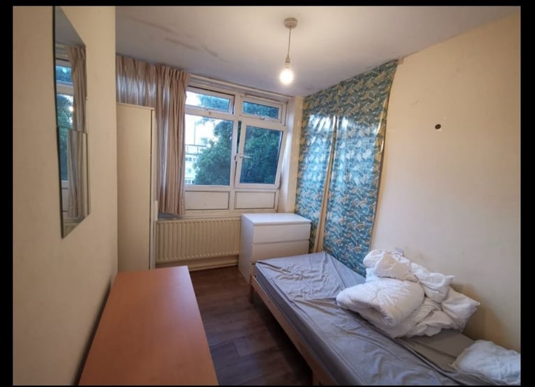 Single Room for Rent at Mancheste Road, E14