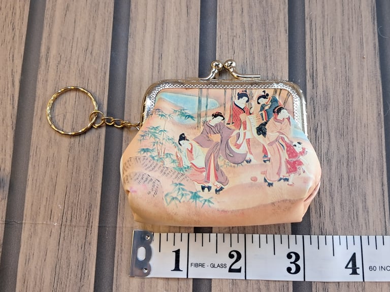 Good condition Chain Coin Purse Folkcraft Size Small W Keychain Loop. As seen. 