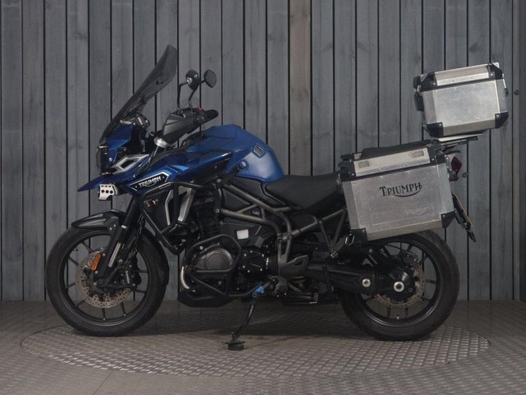 2017 05 TRIUMPH EXPLORER XRX