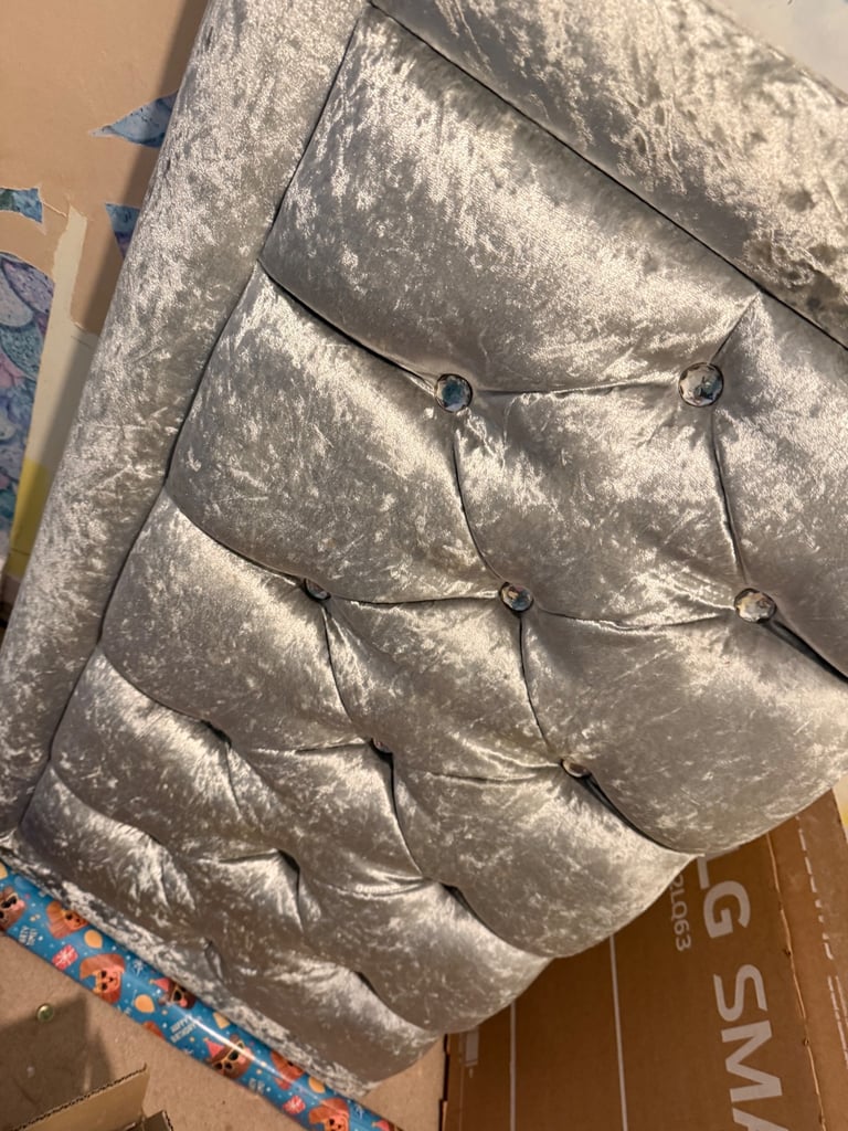 Single bed