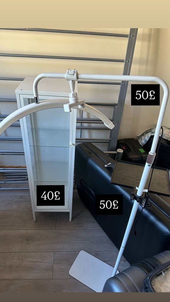 image for 💅 Beauty Salon Equipment for Sale – Drawers / Ring Light / Massage Chair & Table 💆‍♀️