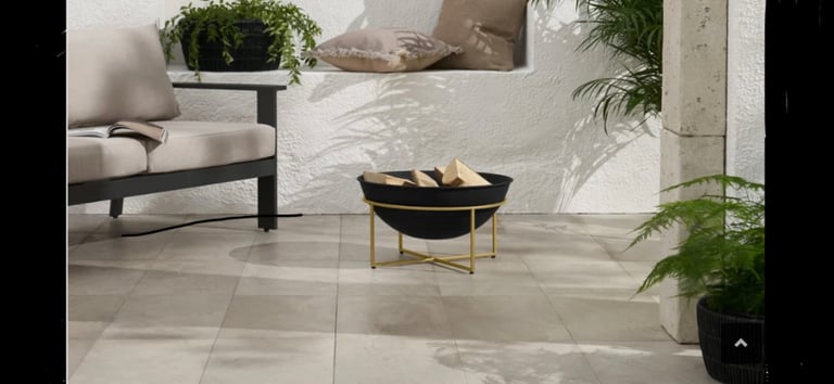 Brand New Made Metal Fire Pit, Black with Brass Frame. RRP: £165