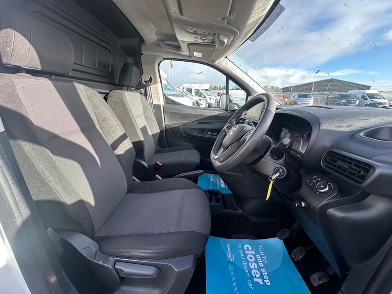 2020 Vauxhall Combo 1.6 Turbo D 2300 Sportive L1 H1 Euro 6 (s/s) 4dr PANEL VAN Diesel Manual