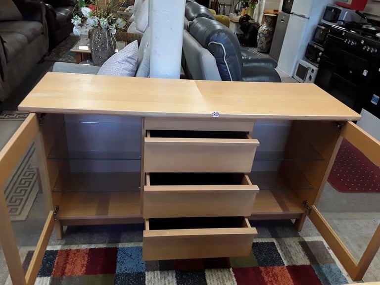 Heavy oak veneered sideboard Copley Mill Low Cost Moves 2nd Hand Furniture STALYBRIDGE SK15 3DN