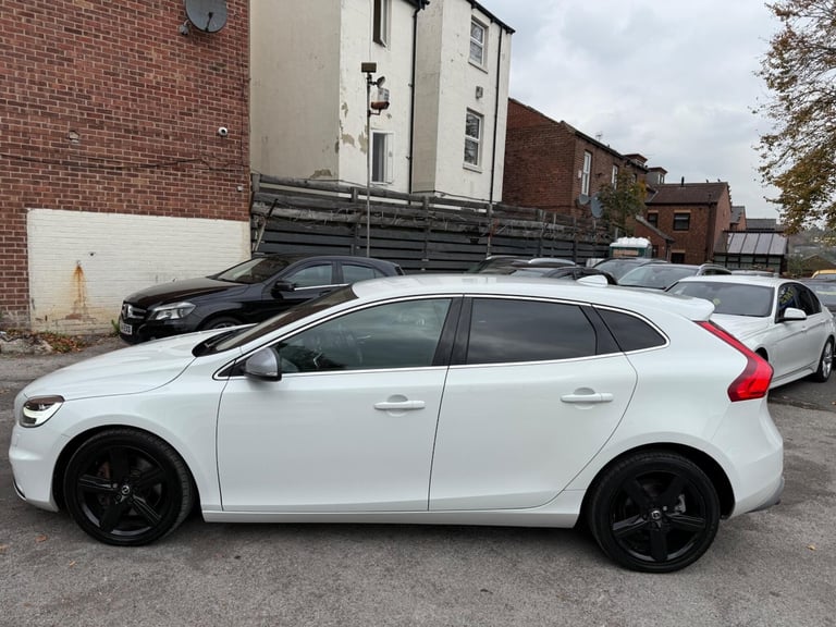 2019 Volvo V40 1.5 T3 R-Design Edition Auto Euro 6 (s/s) 5dr HATCHBACK Petrol Automatic
