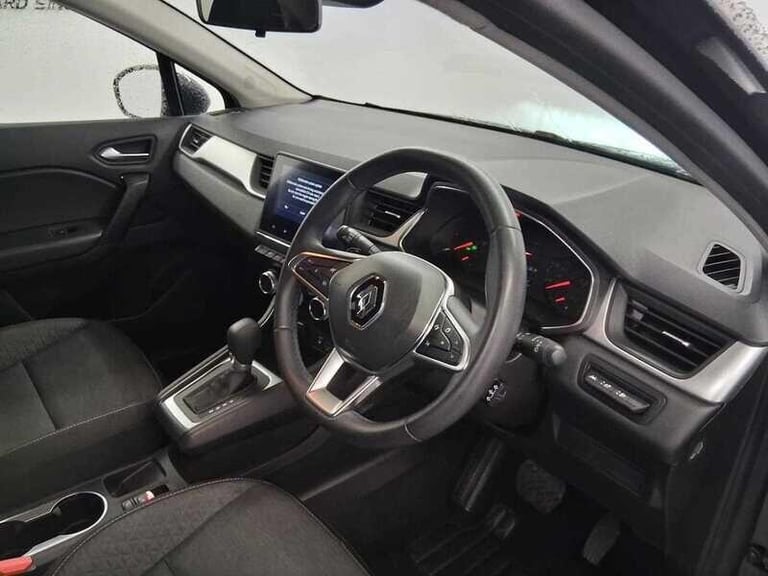 2022 Renault Captur 1.3 TCe Iconic Edition SUV 5dr HATCHBACK Petrol Automatic