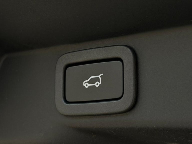 2019 Land Rover Range Rover Sport 3.0 SD V6 Autobiography Dynamic SUV 5dr Diesel Auto 4WD Euro 6 ...