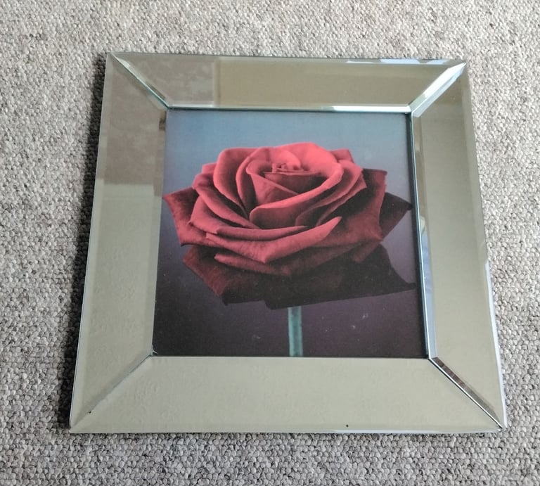 image for Mirrored frame which is suitable for pictures size 30 cm x 30 cm