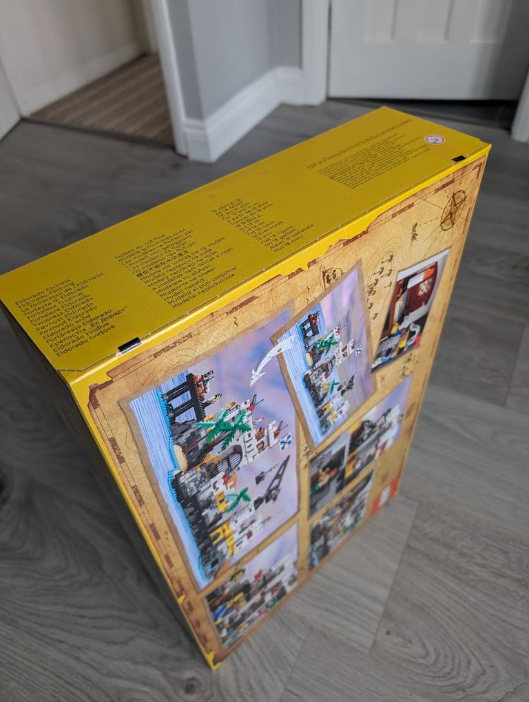 LEGO 10320 Eldorado Fortress at RRP 