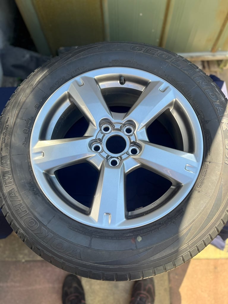RAV4 alloy wheel and tyre