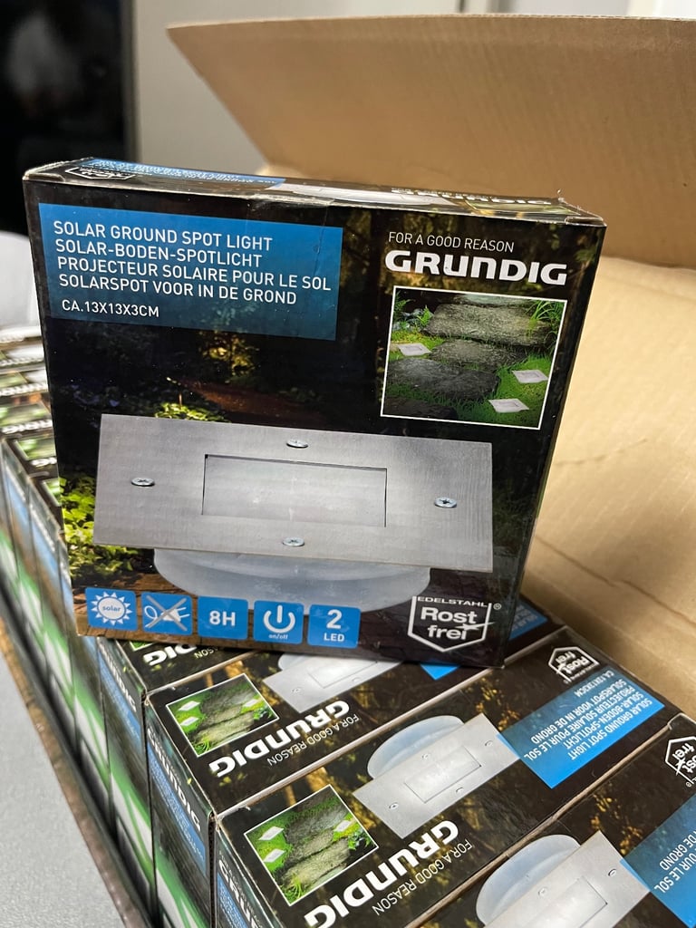 Garden grundig waterproof outdoor solar led