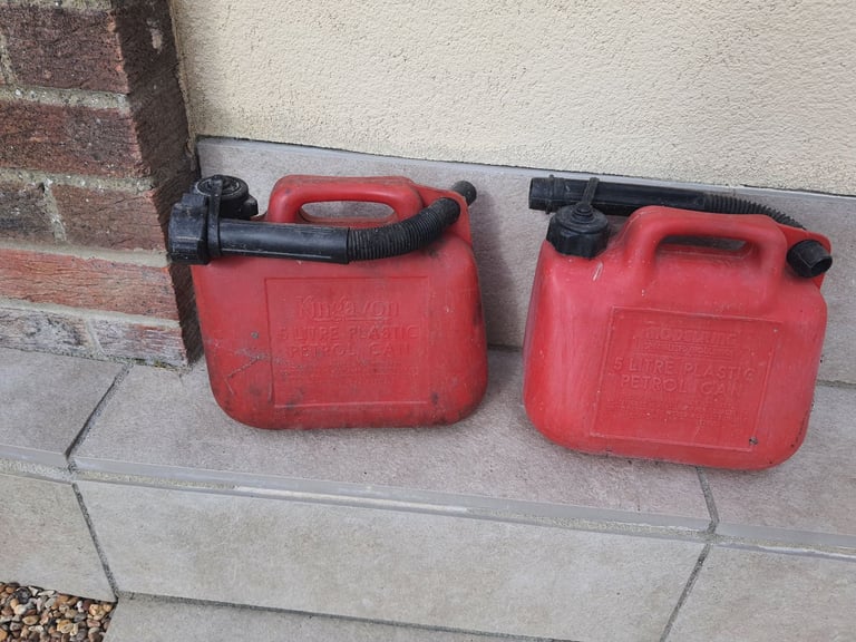 Two    5L Petrol Fuel ...🖤... Jerry Can