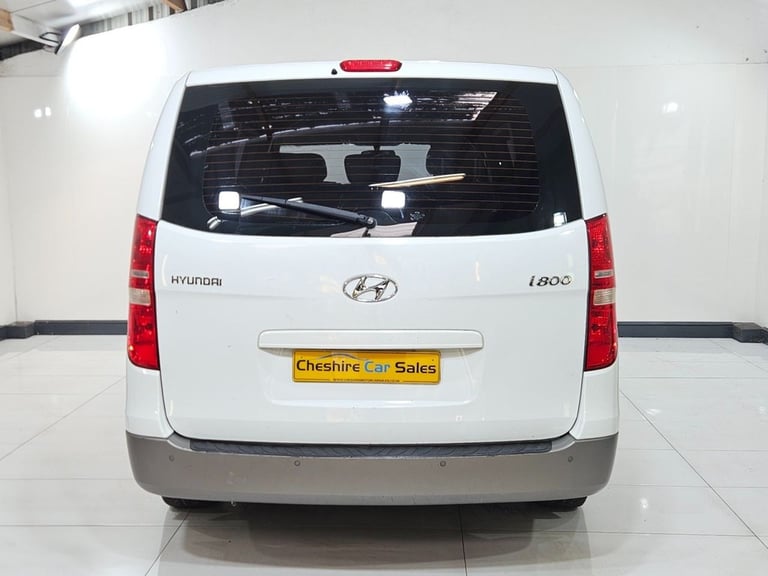 2012 61 HYUNDAI I800 2.5 CRDI STYLE MPV 5DR DIESEL MANUAL EURO 4 (168 BHP) DIESE