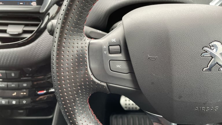 2018 Peugeot 208 1.2 PureTech GPF GT Line Hatchback 5dr Petrol EAT Euro 6 (s/s) (110 ps) Hatchbac...