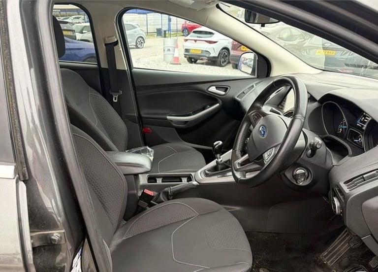 2016 Ford Focus 1.0 EcoBoost 125 Zetec 5dr HATCHBACK PETROL Manual