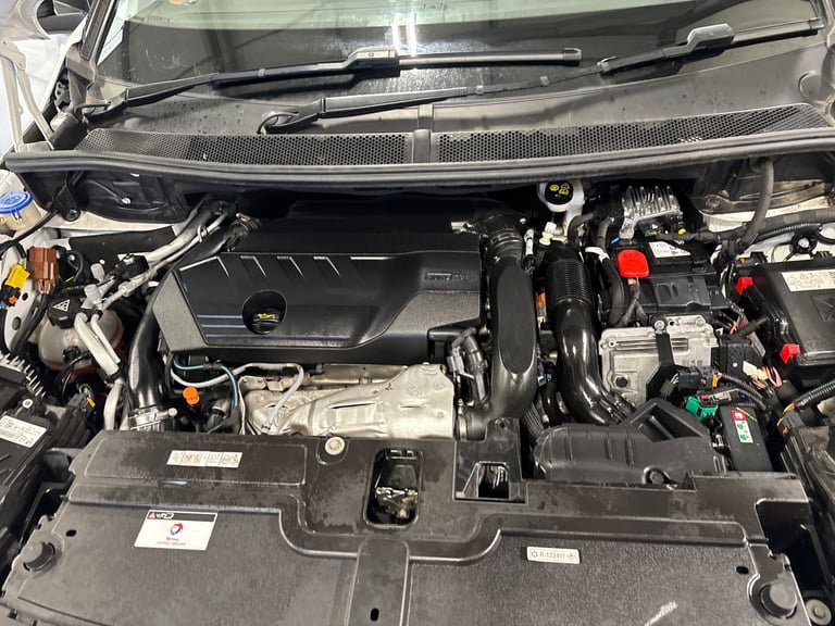 2023 Vauxhall Grandland 1.6 Plug-in Hybrid [300] 4X4 GSe 5dr Auto HATCHBACK PETROL/ELECTRIC Autom...