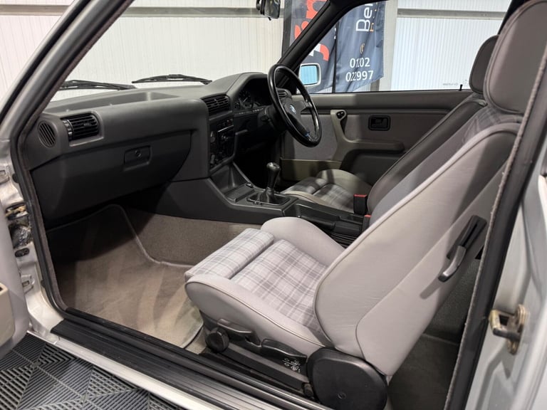  BMW 3 Series 1.8 318i S 2dr Petrol Manual