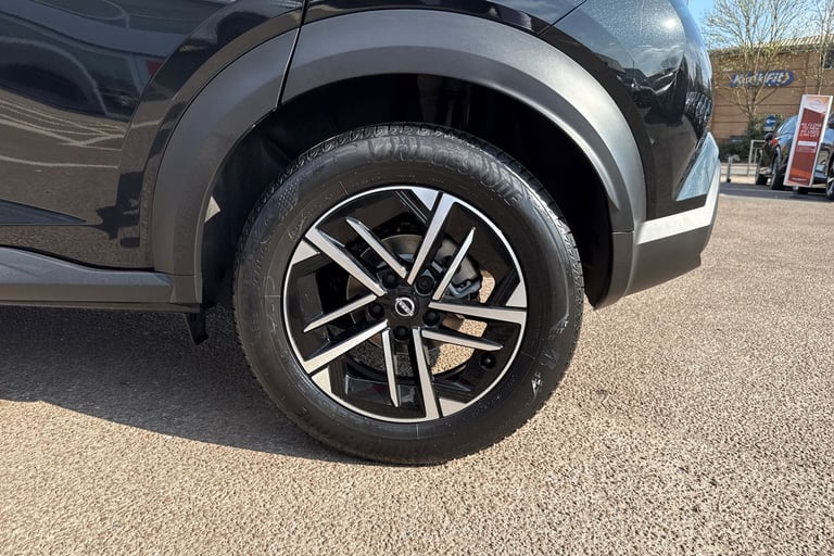 2025 Nissan Juke 1.6 Hybrid N-Connecta 5dr Auto Hatchback Hybrid Automatic