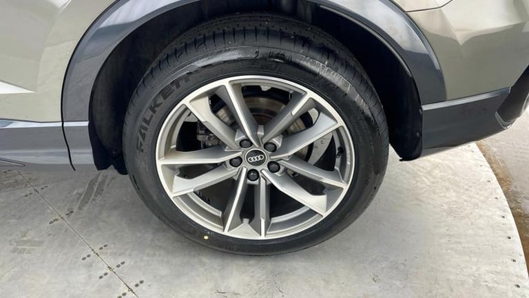 2023 Audi Q3 Black Edition 35 TFSI  150 PS 6-speed Manual SUV Petrol Manual