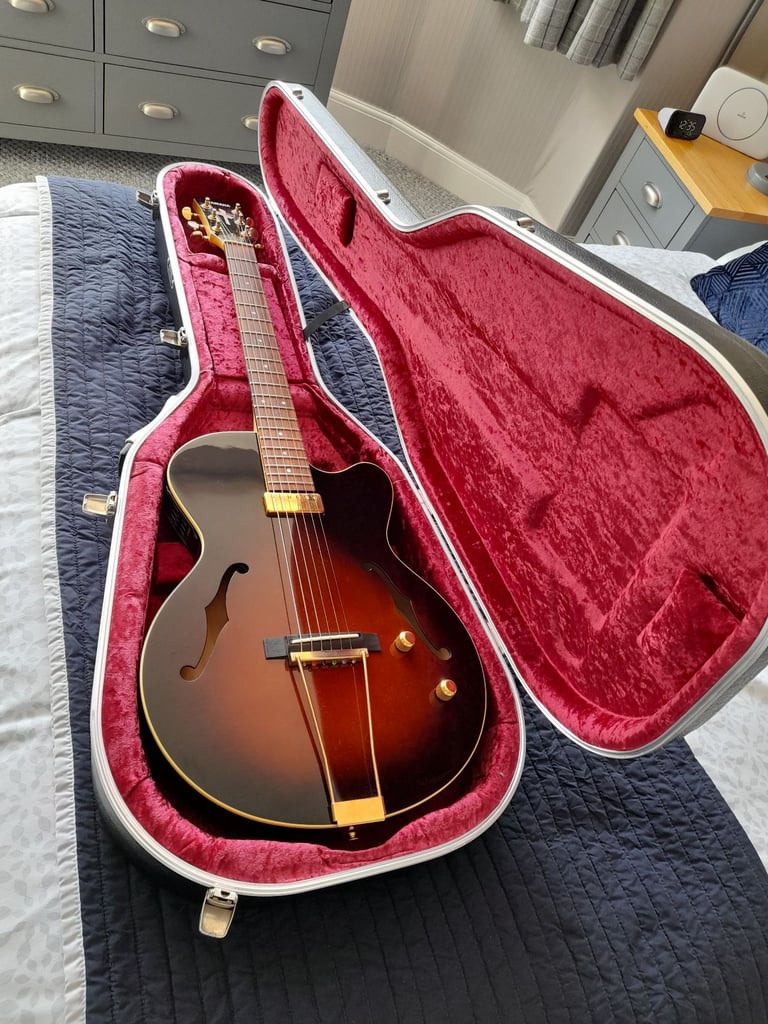 Yamaha aex500 electro acoustic guitar 