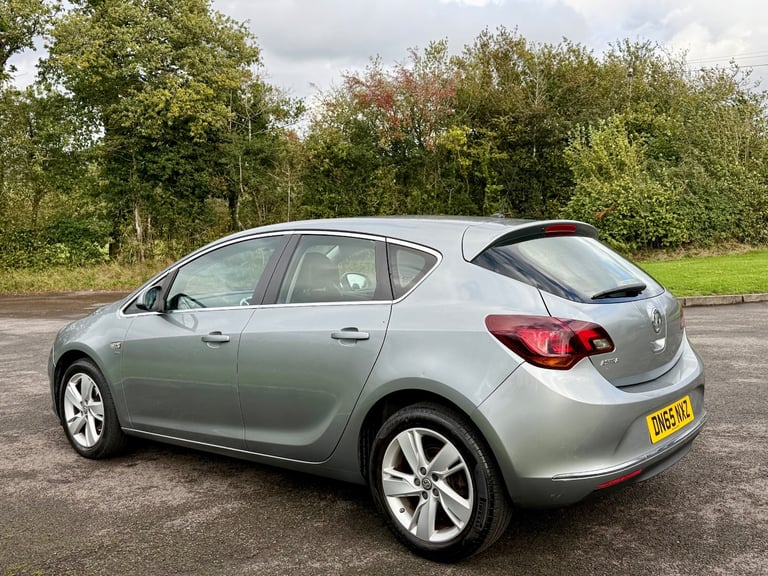 2015/65 VAUXHALL ASTRA 1.4 16V SRI 5DR SILVER GREY 113K MILES CRUISE &amp; ALLOYS