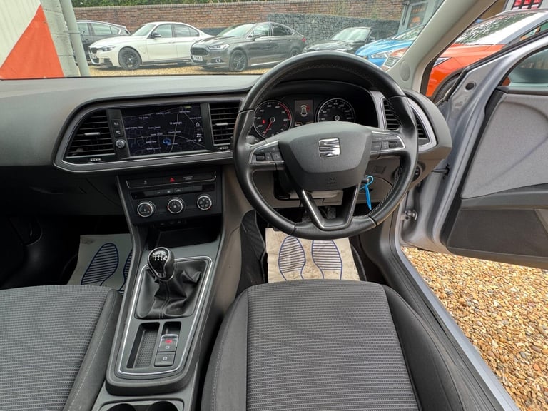 2018 SEAT Leon 1.2 TSI SE Dynamic Technology Euro 6 (s/s) 5dr HATCHBACK Petrol Manual
