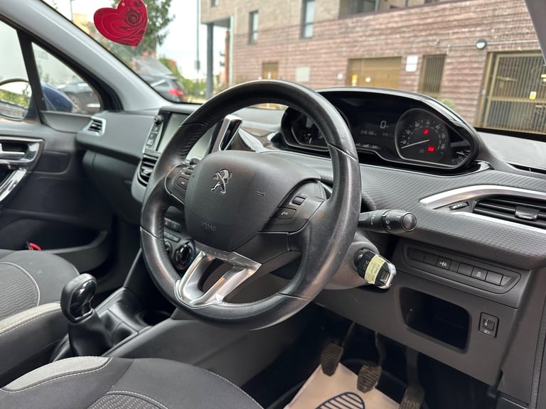 2015 Peugeot 208 1.6 BlueHDi Active Euro 6 5dr HATCHBACK Diesel Manual