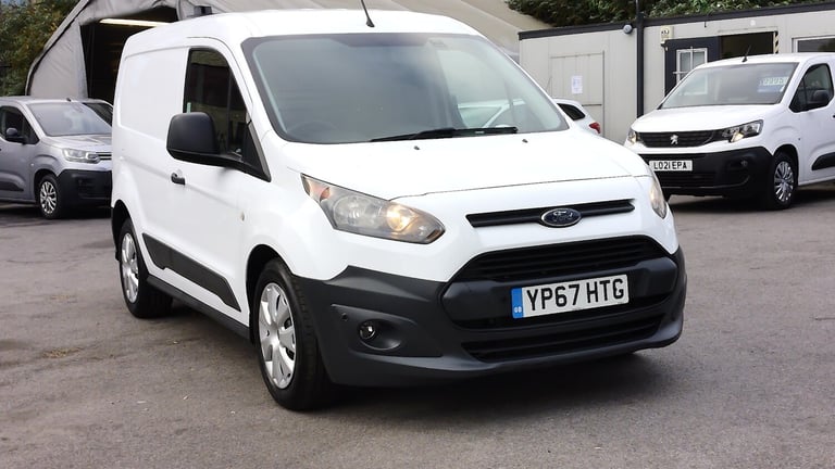 2017 Ford Transit Connect 220 L1 SWB EURO 6,AIR CONDITIONING,FRONT+REAR PARKING SENSORS,PARK ASSI...