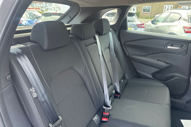 2022 Nissan Qashqai 1.3 DiG-T MH 158 Acenta Premium 5dr Xtronic Hatchback Petrol Automatic