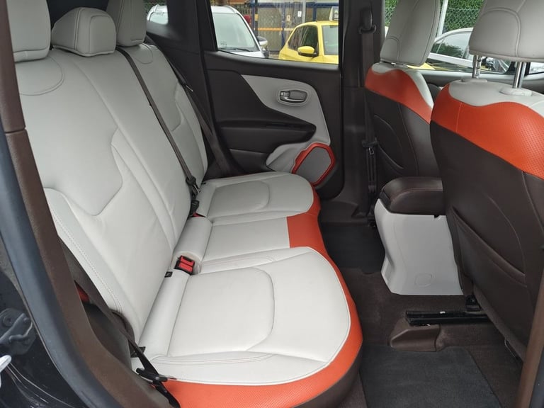 2015 Jeep Renegade 1.4 Multiair Limited 5dr DDCT ESTATE PETROL Automatic